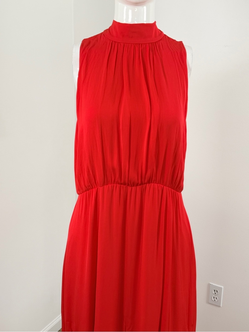 Alice + Olivia Dita Cowl Back Godet Maxi Dress Size 10 - Picture 7 of 15